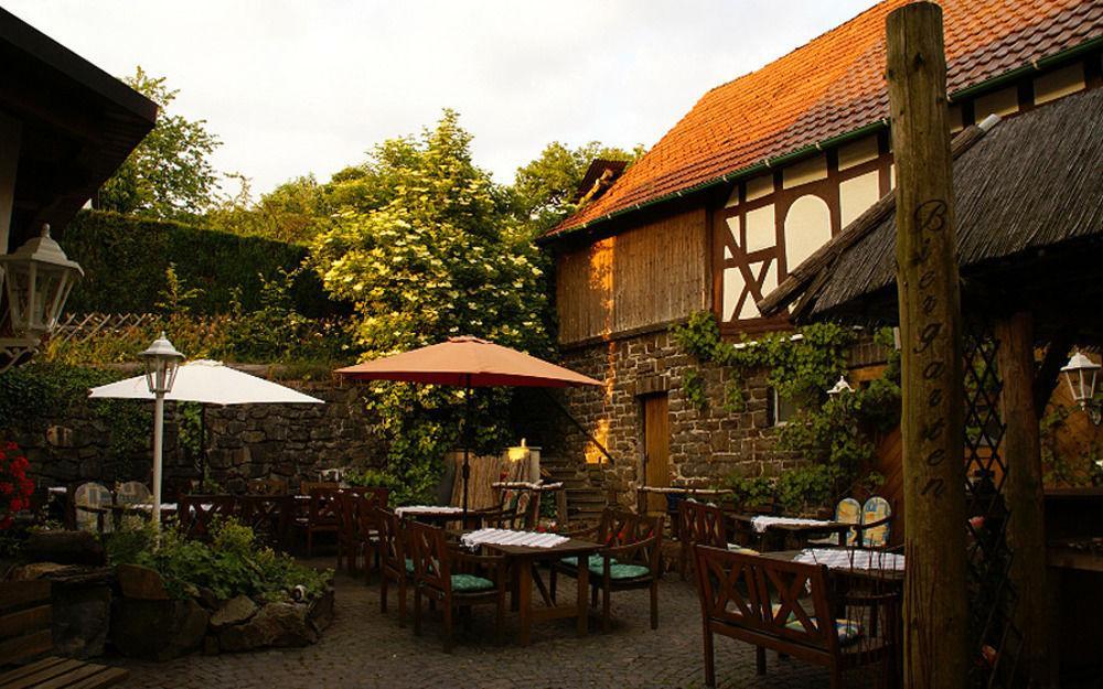 Hotel Restaurant Lindenhof Bad Laasphe Exterior foto